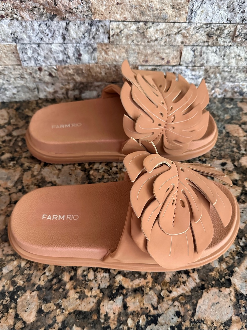 Farm Rio Womens Monstera Leaf Anatomic Slides Sandals - Picture 2 of 8